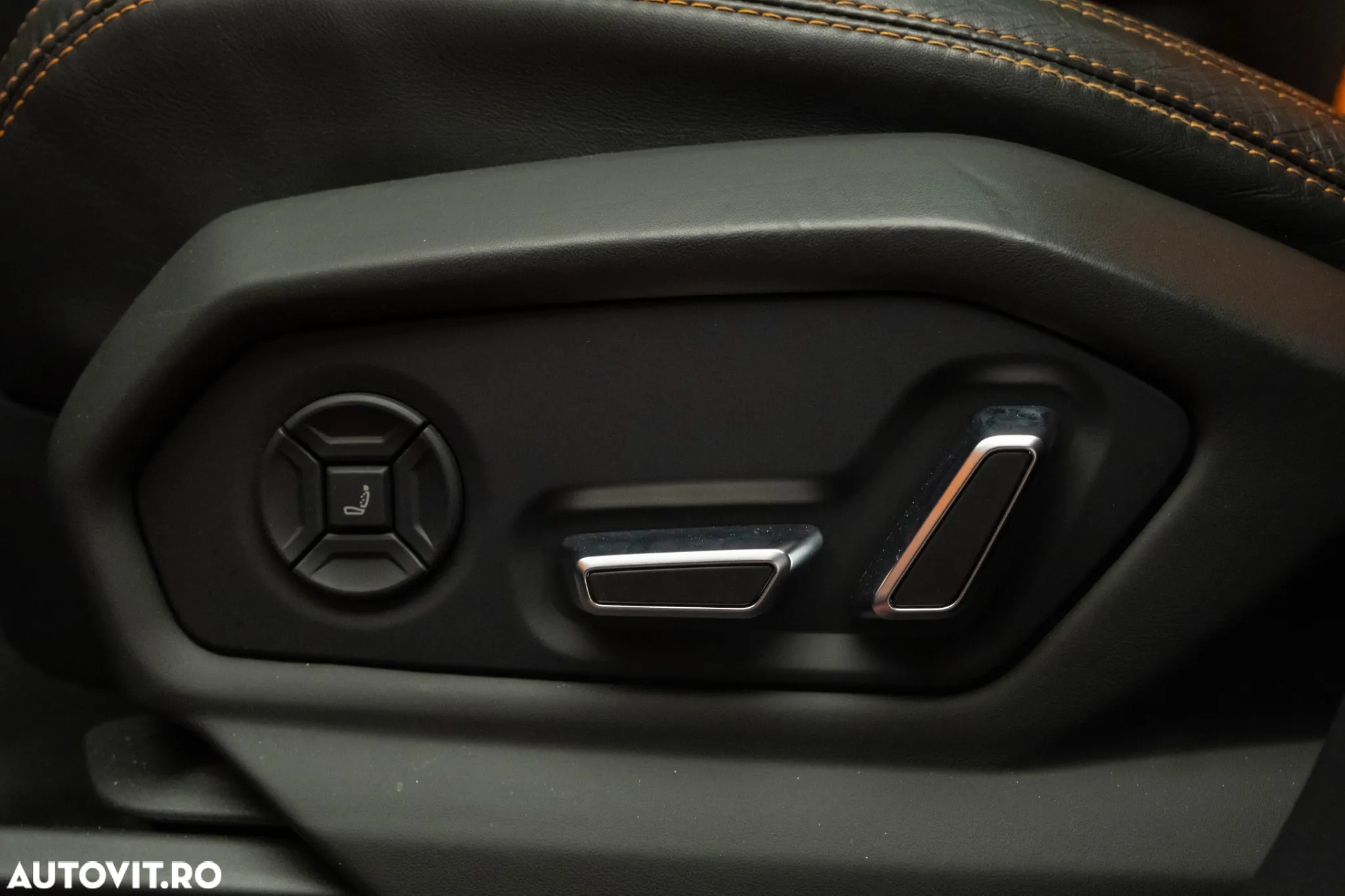 Lamborghini URUS - 19