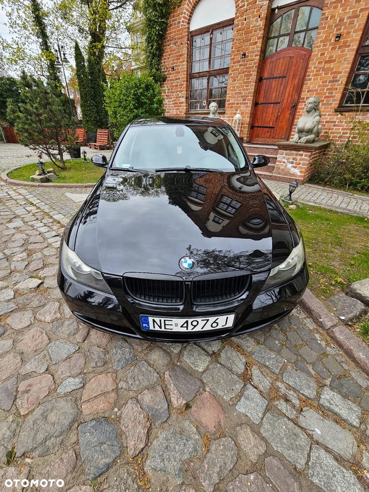 BMW Seria 3 318i - 3