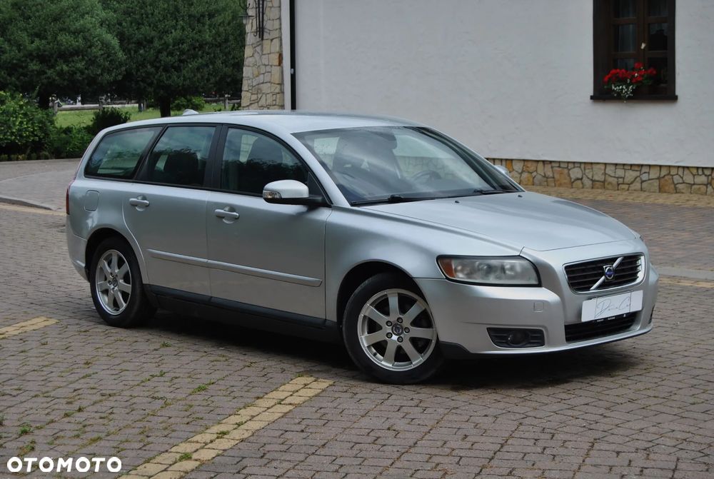 Volvo V50 - 2