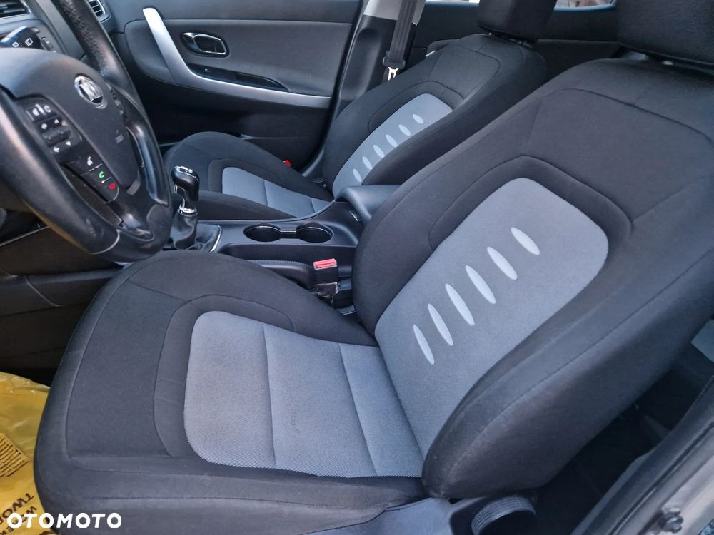 Kia Ceed 1.6 GDI Business Line - 28