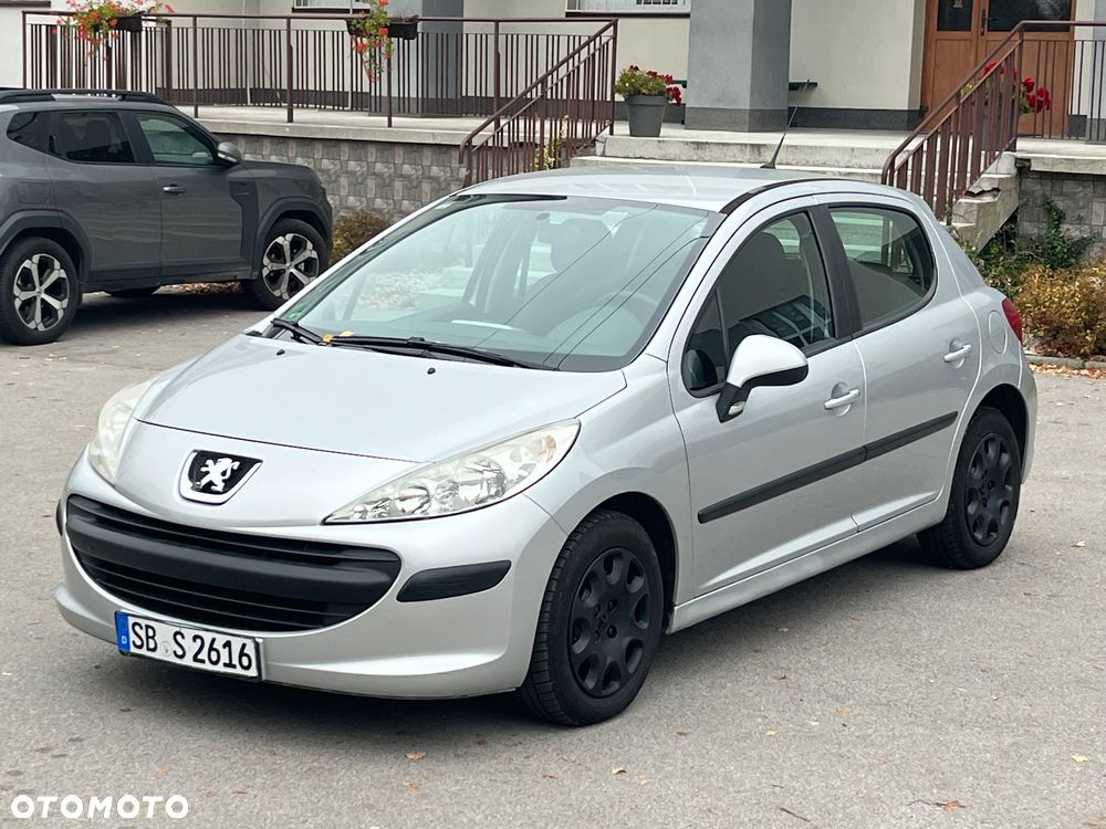 Peugeot 207 2007 photo 2