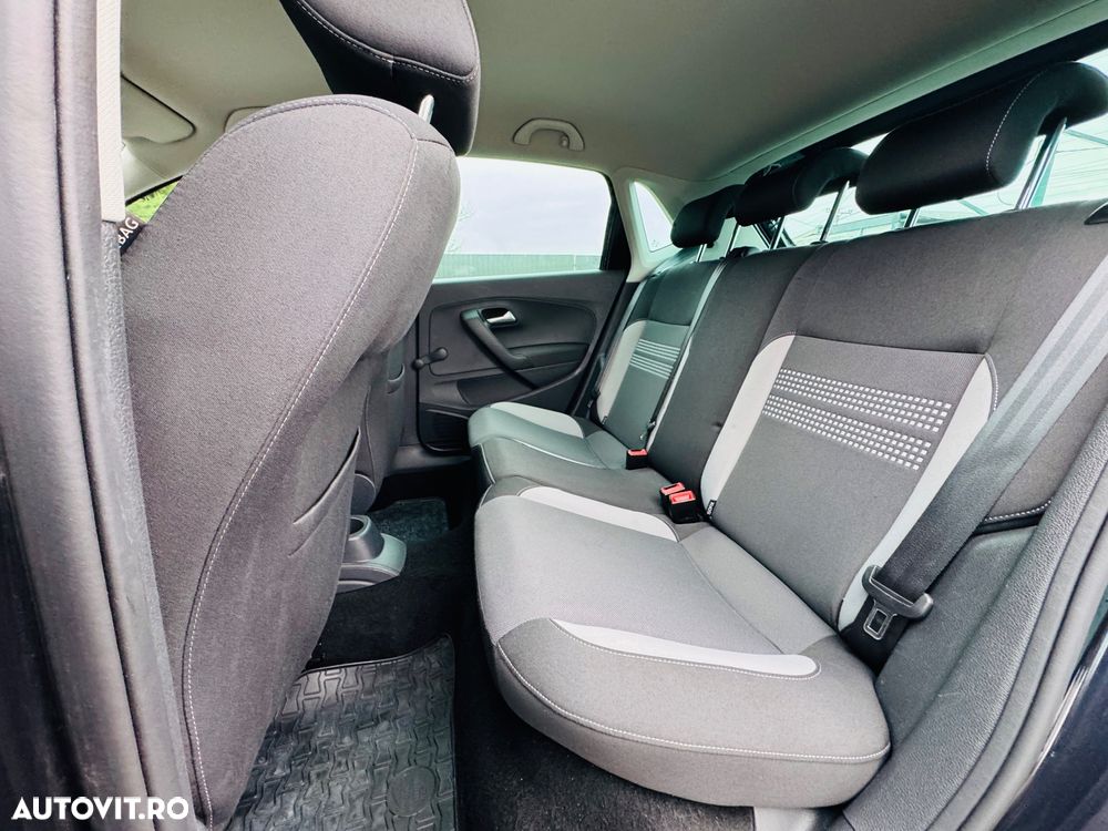 Volkswagen Polo - 15