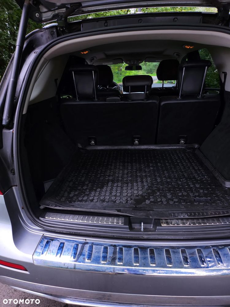 Mercedes-Benz ML - 14