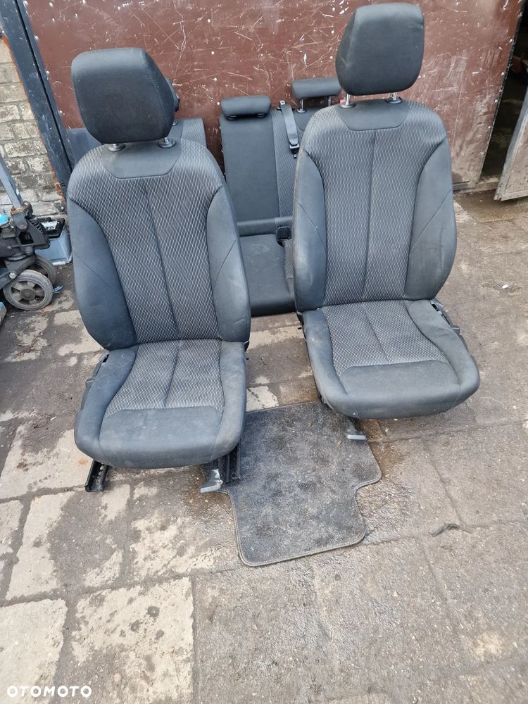 Komplet  foteli  BMW  F20 - 2