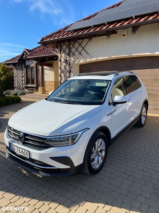 Volkswagen Tiguan 2.0 TSI 4Mot Life DSG - 4