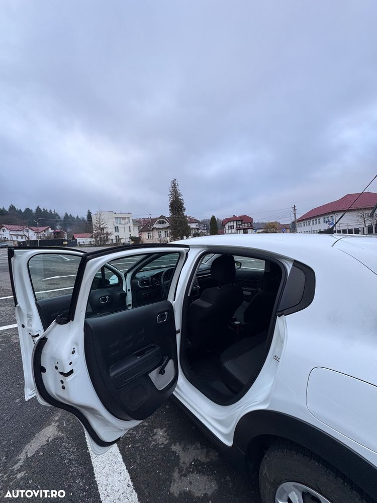 Citroën C3 1.2 PureTech BVM Shine - 13