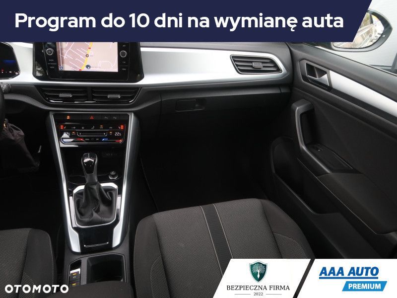 Volkswagen T-Roc - 10