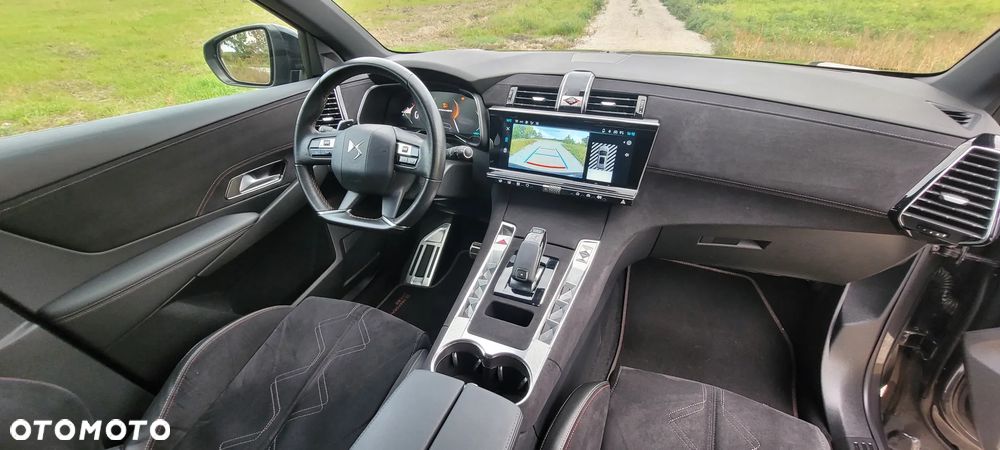 DS Automobiles DS 7 Crossback - 17
