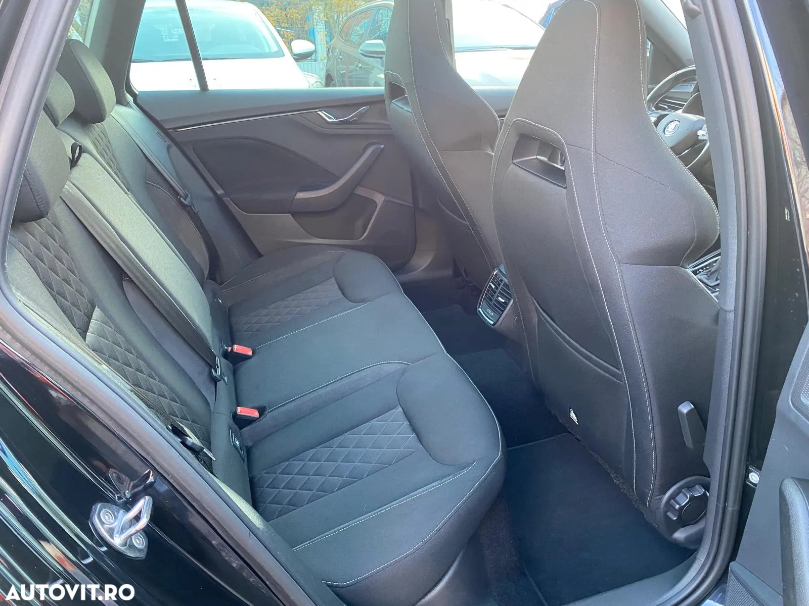 Skoda Kamiq 1.5 TSI DSG Ambition - 14