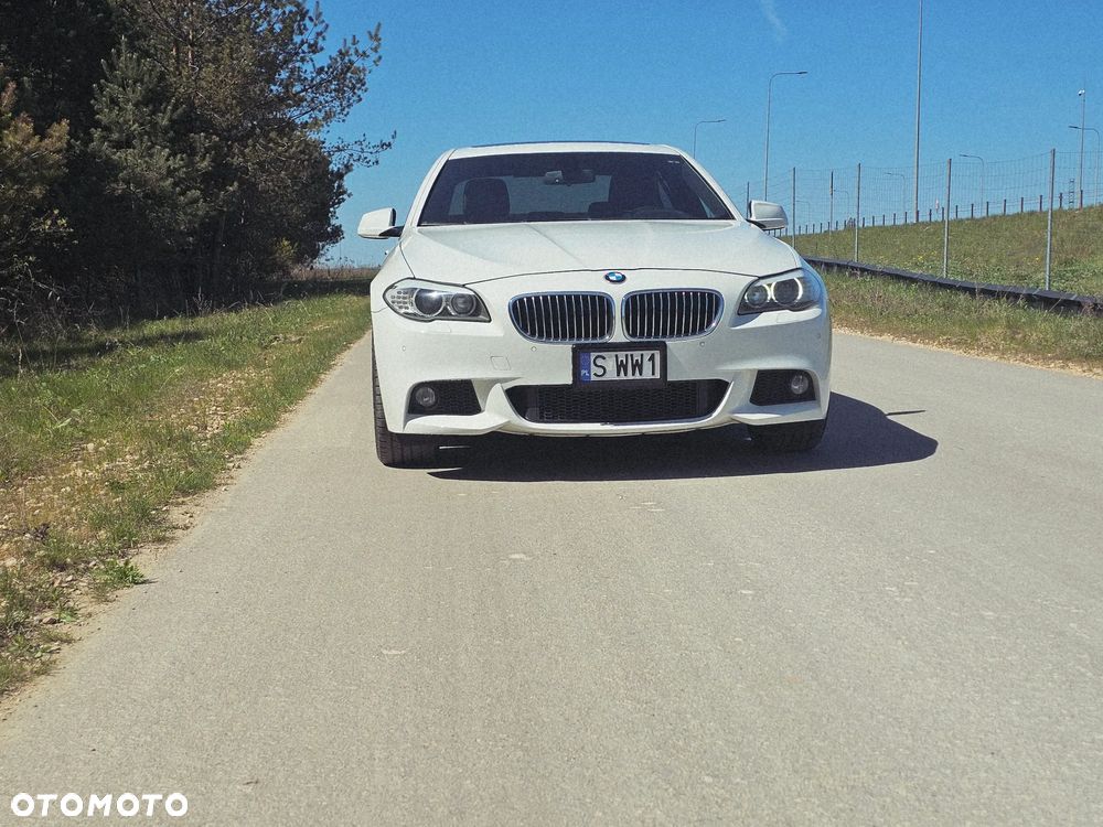 BMW Seria 5 535i xDrive - 7