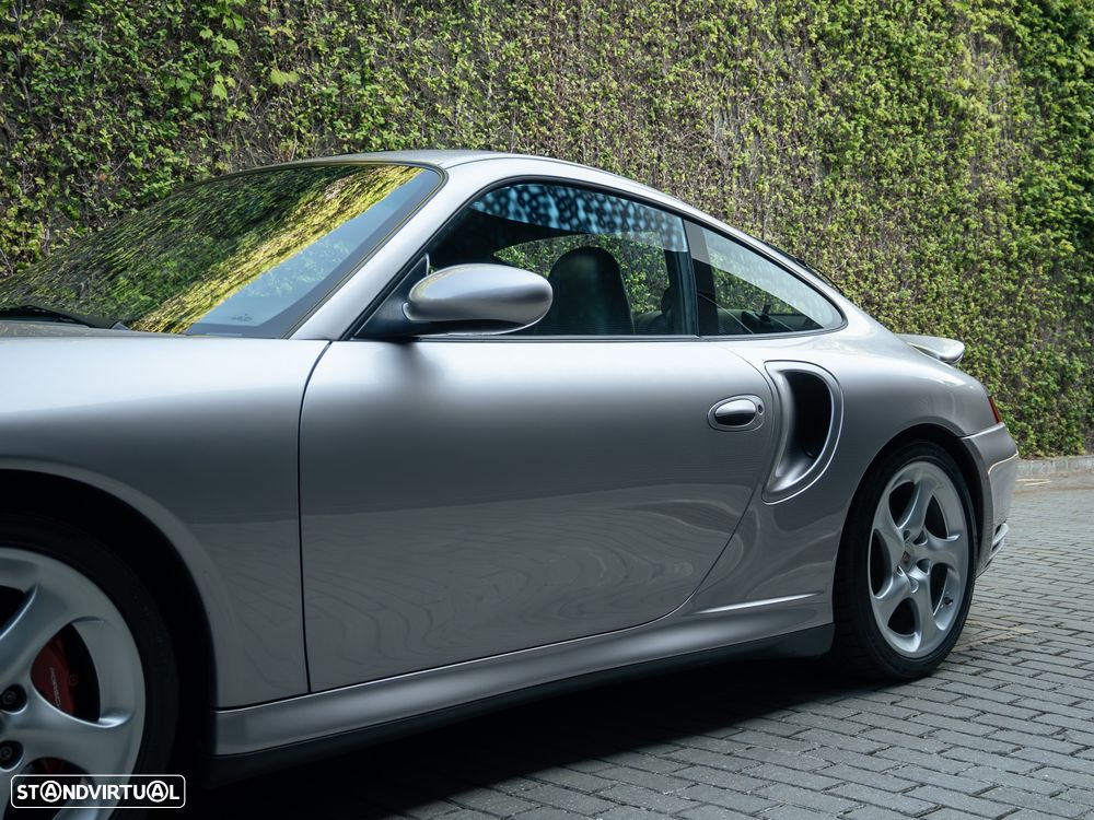 Porsche 911 Turbo — fotografia 5