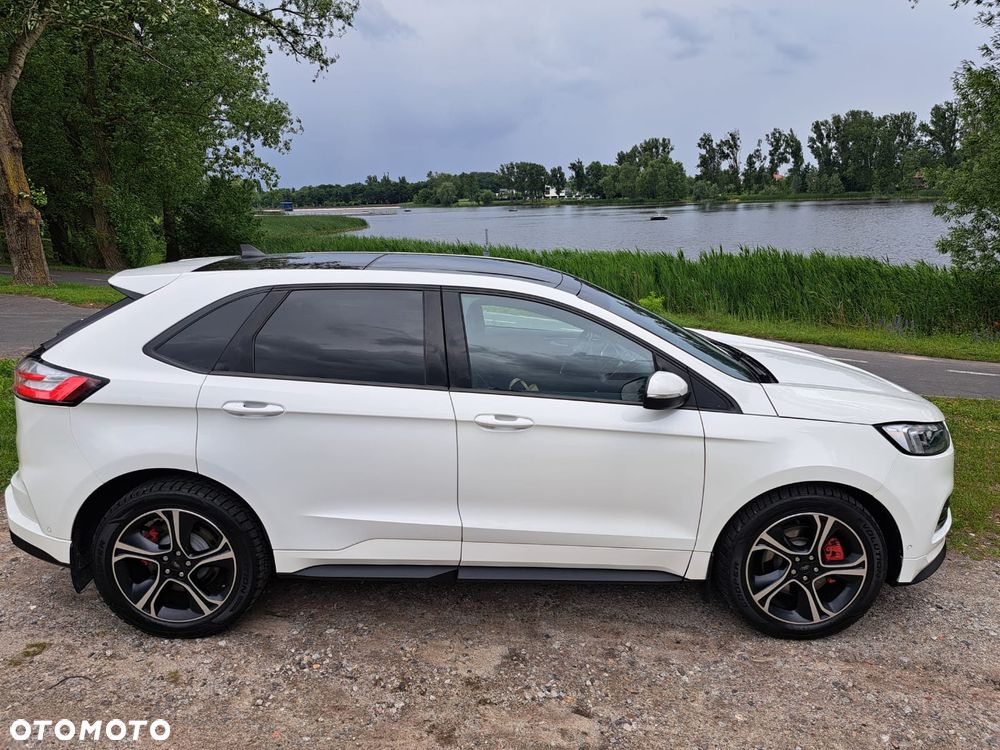 Ford Edge - 8