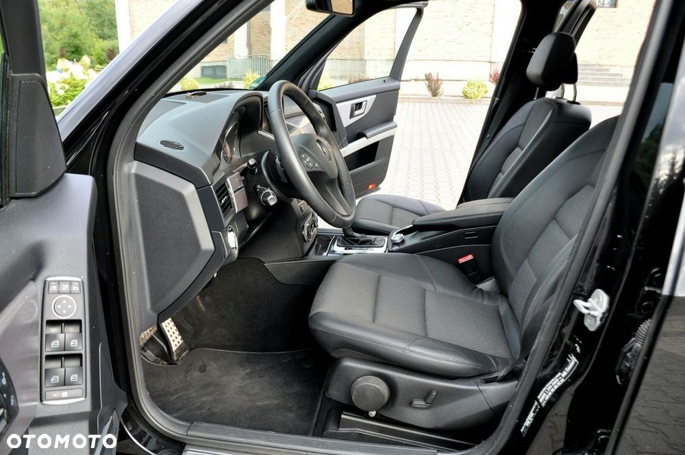 Mercedes-Benz GLK - 22