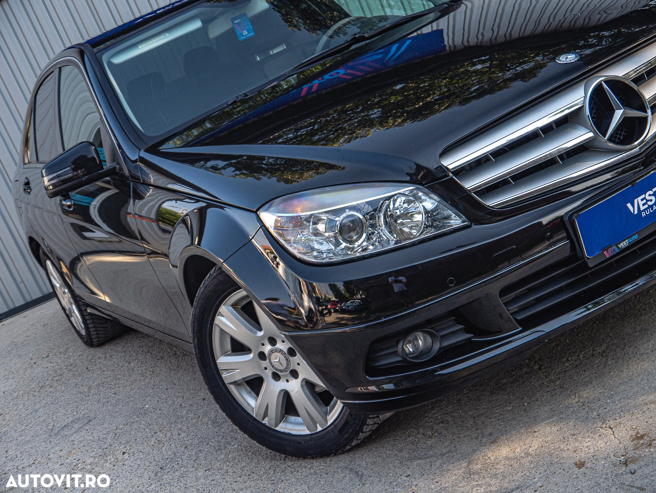 Mercedes-Benz C 180 CDI DPF (BlueEFFICIENCY) Avantgarde - 27