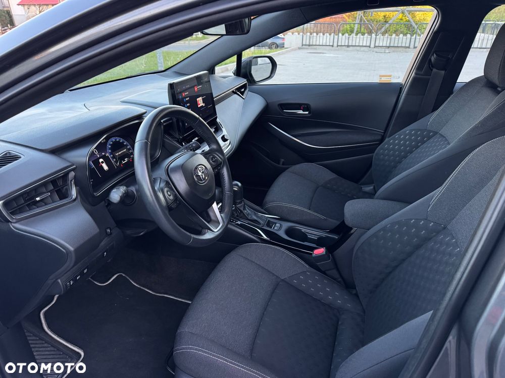 Toyota Corolla 1.8 Hybrid Comfort - 16