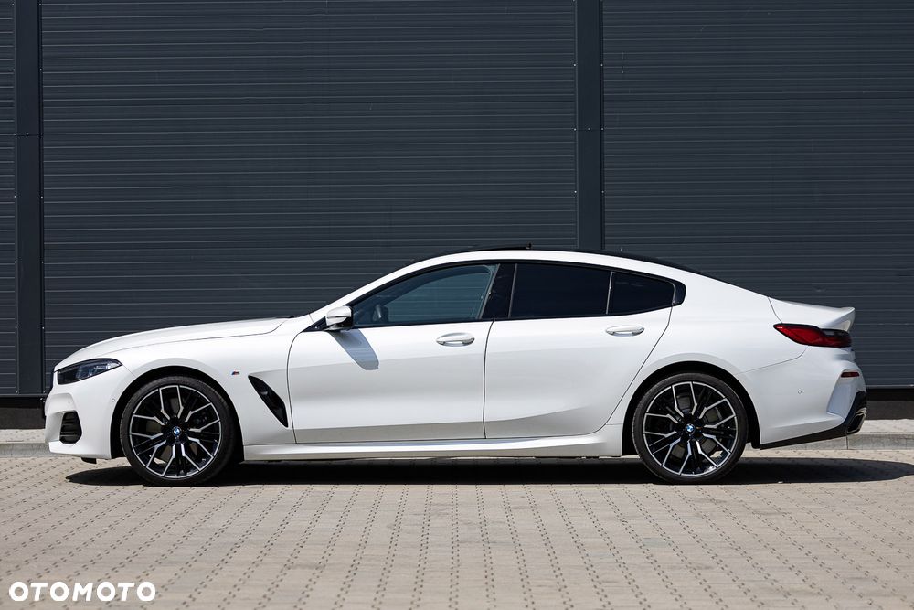 BMW Seria 8 840d xDrive mHEV - 6