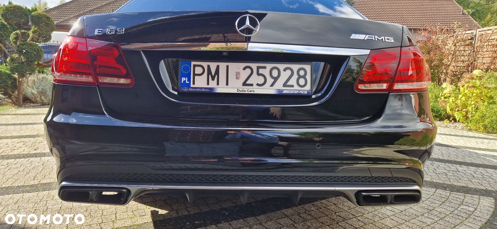 Mercedes-Benz Klasa E 63 AMG - 8
