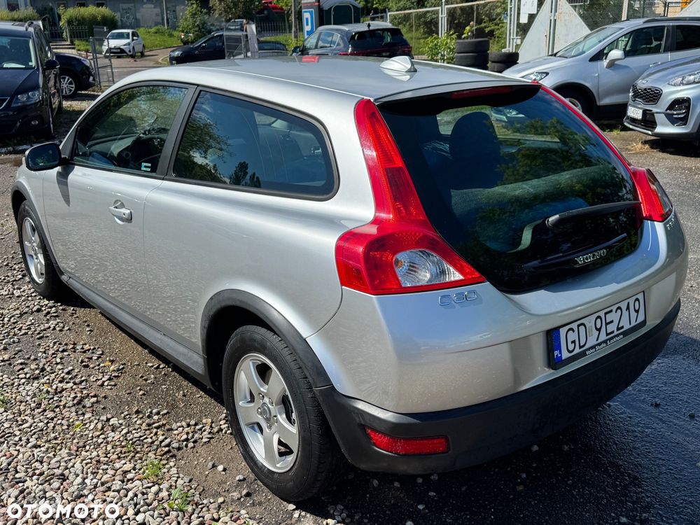 Volvo C30 1.8 Momentum - 4