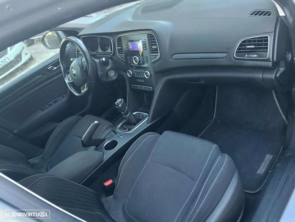 Renault Mégane Sport Tourer 1.5 dCi Zen - 11