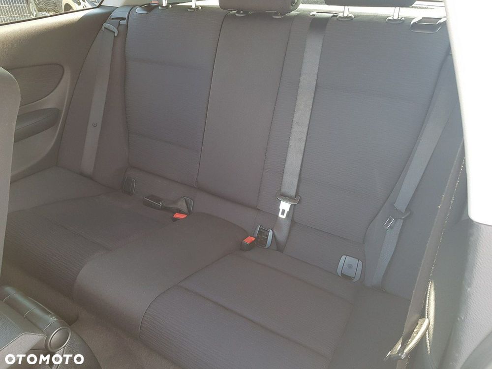 BMW Seria 1 - 11