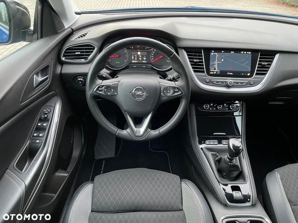 Opel Grandland X 1.5 D Start/Stop INNOVATION - 17