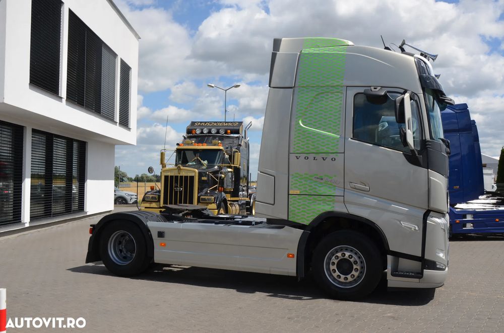 Volvo FH 500 NEW / EURO 6 / 2021r. / KLIMA P. / LED / ACC / WAGA / NAVI / KAMERA / DE / 8635 - 3