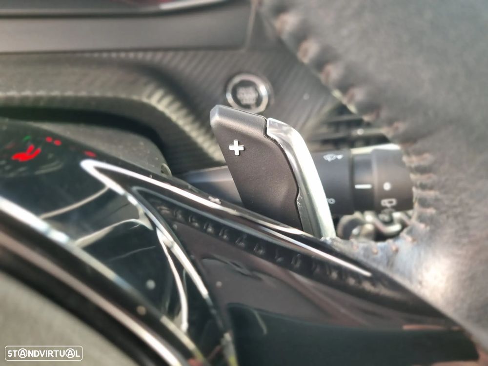 Peugeot 2008 1.2 PureTech Active Pack EAT8 - 31