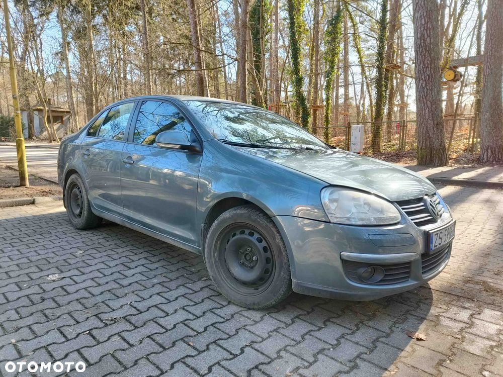 Volkswagen Jetta 1.6 TDI DPF Comfortline - 6