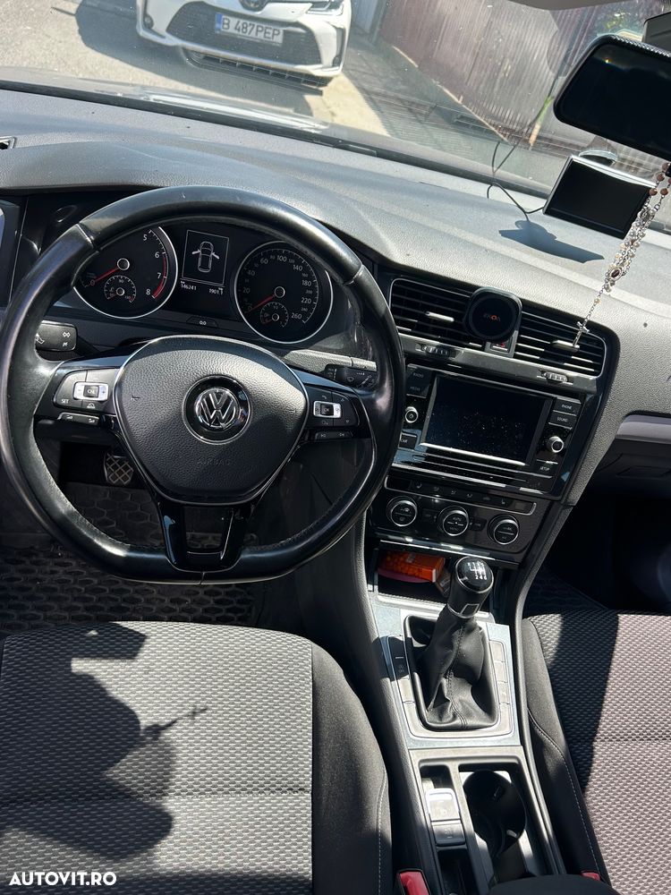 Volkswagen Golf 1.0 TSI Comfortline - 7