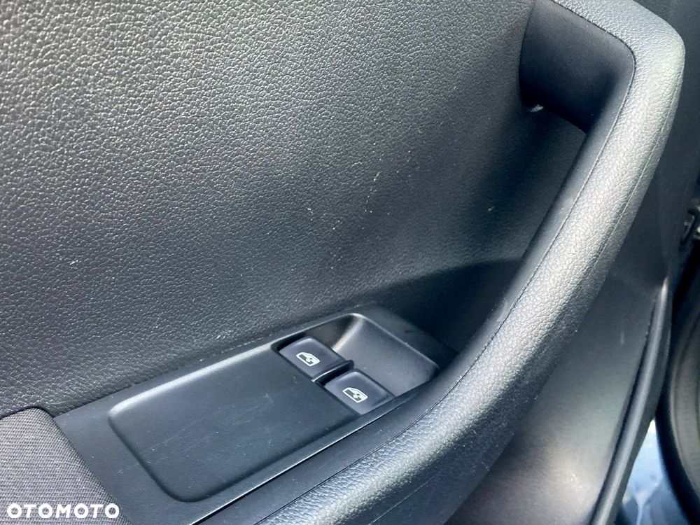 Skoda Fabia 1.0 TSI Active - 24