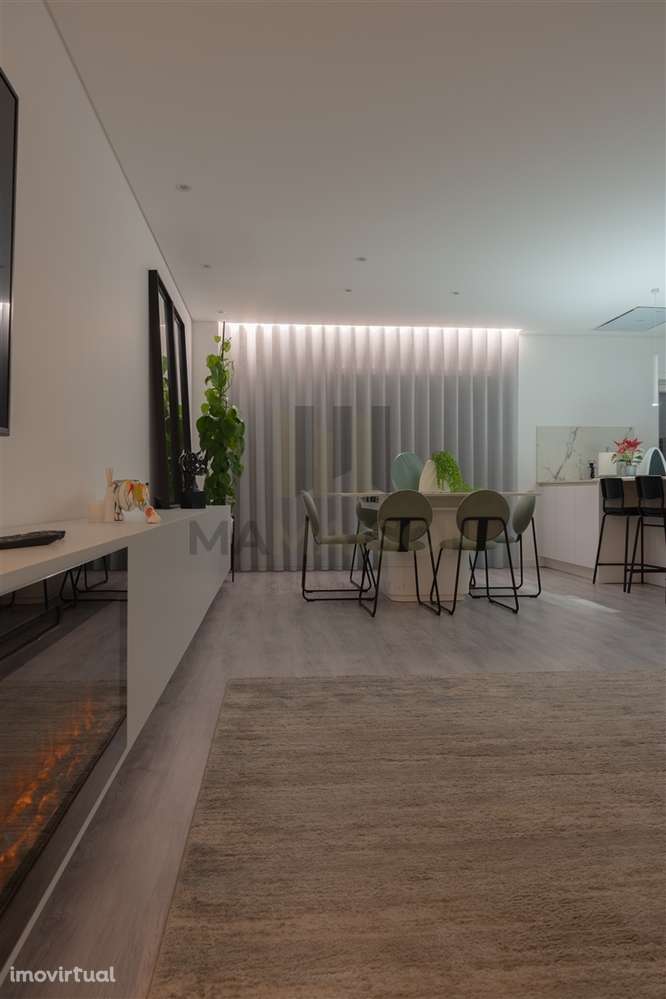 T3 COMO NOVO | TERRAÇO PRIVATIVO | ZONA PREMIUM - Grande imagem: 2/27