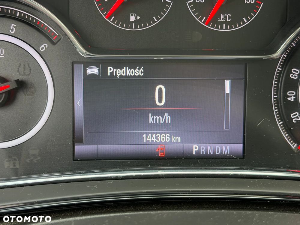 Opel Insignia - 26