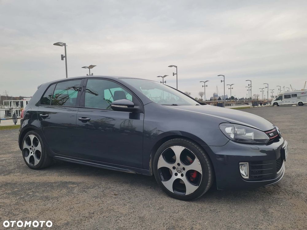 Volkswagen Golf 2.0 GTI DSG - 3