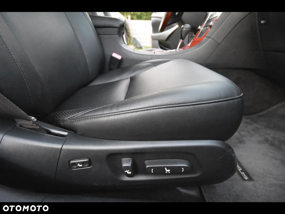 Lexus ES Standard - 17