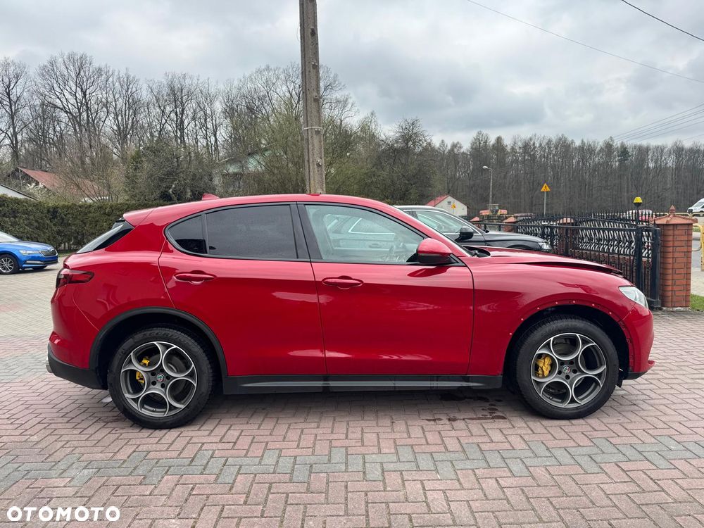 Alfa Romeo Stelvio 2.0 Turbo 16V AT8-Q4 Estrema - 6