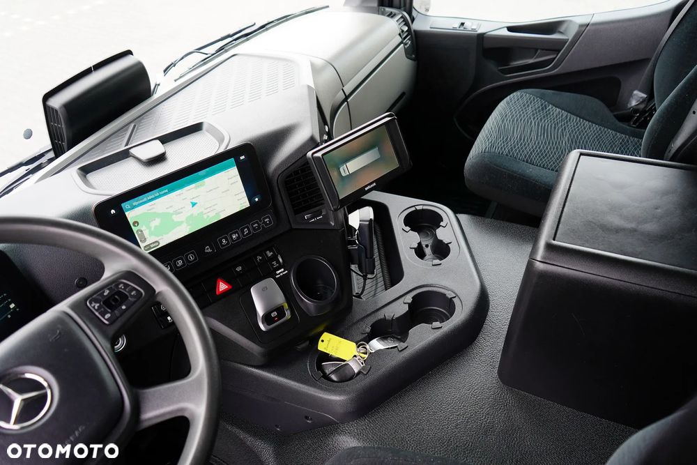 Mercedes-Benz / ACTROS / 1830 / E 6 / MP 5 / CHŁODNIA + WINDA / 18 PALET - 9