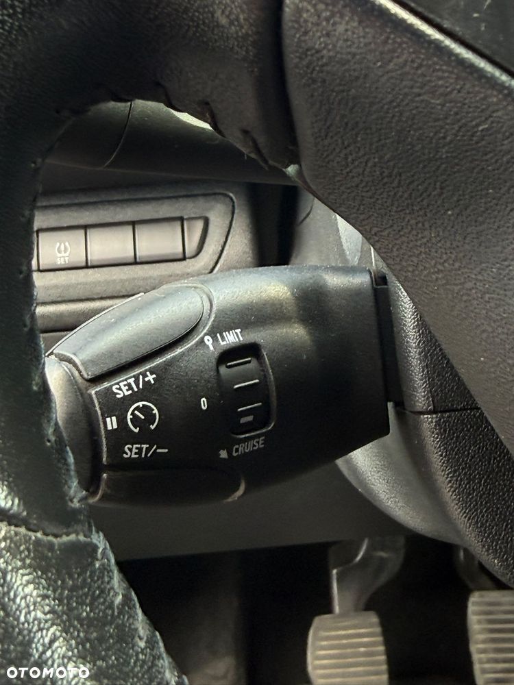 Peugeot 208 82 PureTech Style - 9