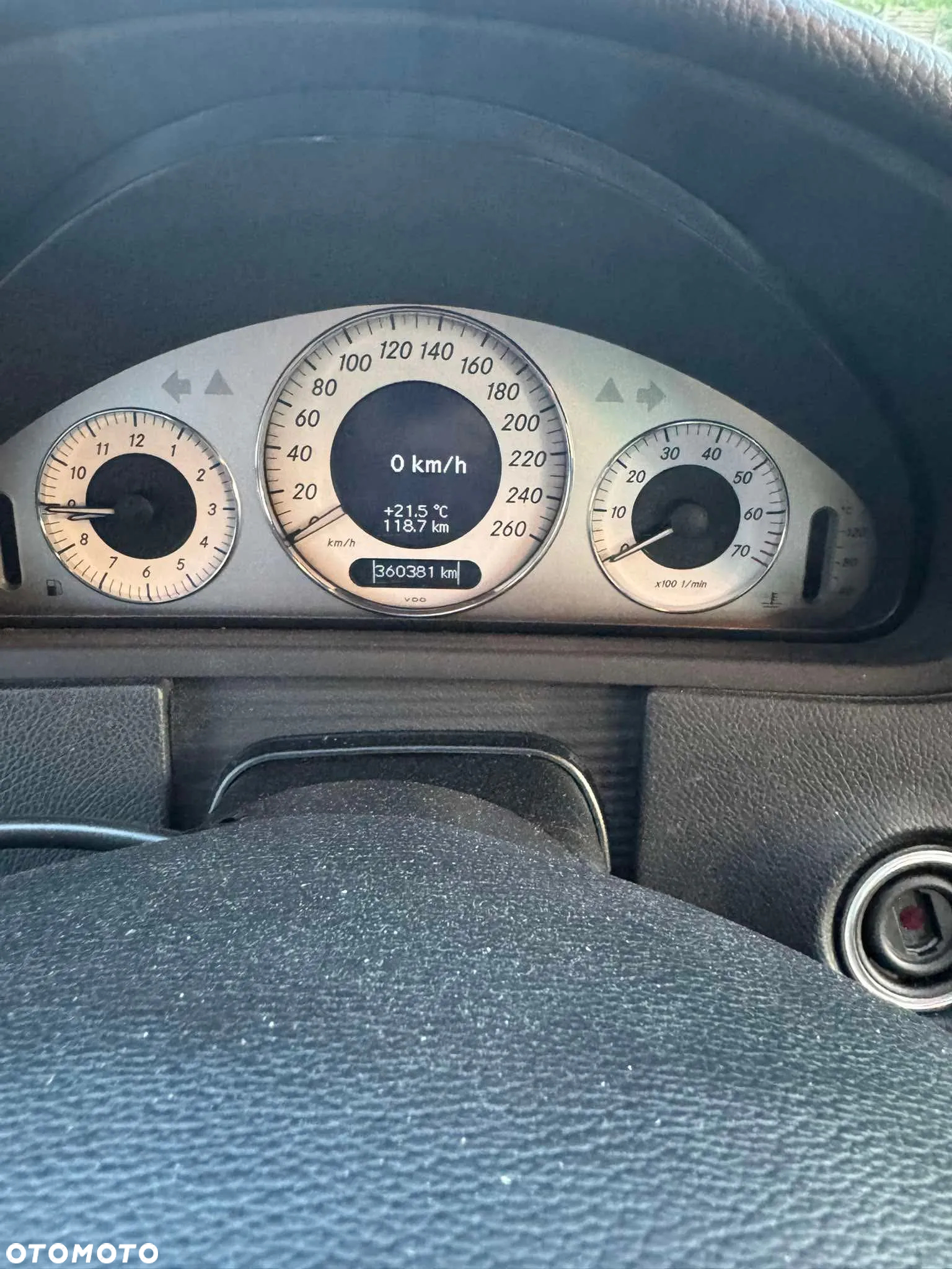Mercedes-Benz CLK Coupe 200 Kompressor Automatik Avantgarde Sport Edition - 9