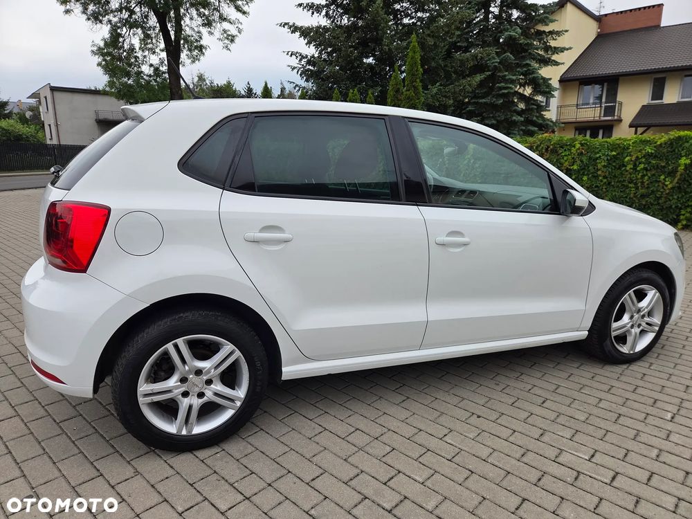 Volkswagen Polo 1.4 TDI Lounge - 4