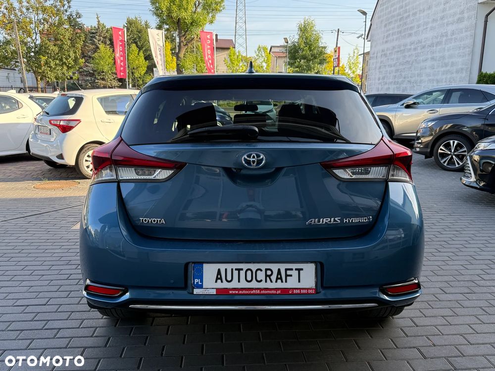 Toyota Auris 1.8 HSD Luna - 21
