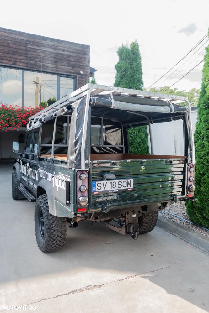 Land Rover Defender - 14