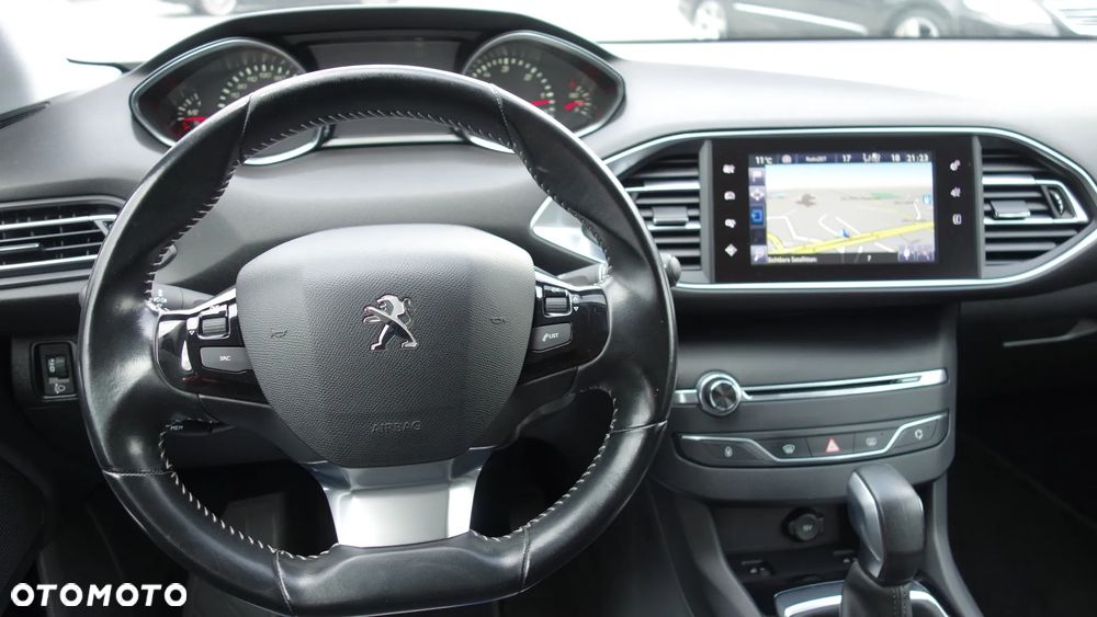 Peugeot 308 BlueHDi 120 EAT6 Stop & Start Allure - 20