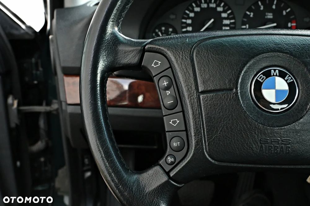 BMW Seria 5 - 28