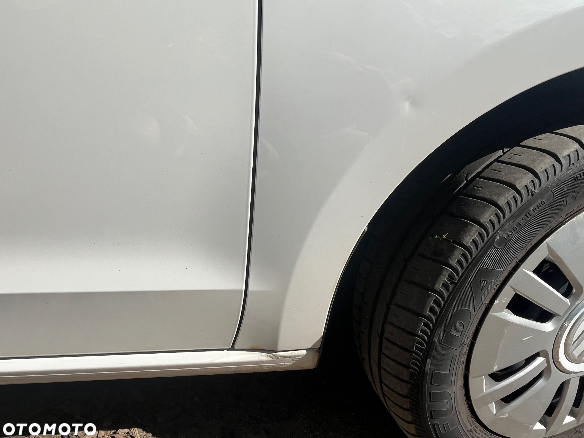 Volkswagen up! 1.0 move - 15