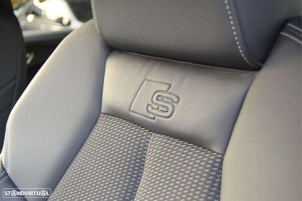 Audi Q4 e-tron 45 82 kWh SE Business Plus - 29