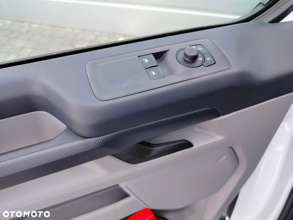 Ford Transit Custom - 12