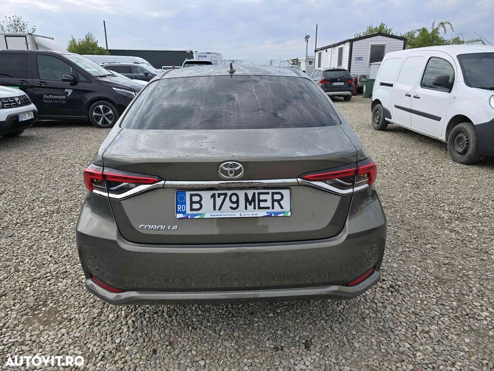 Toyota Corolla - 5
