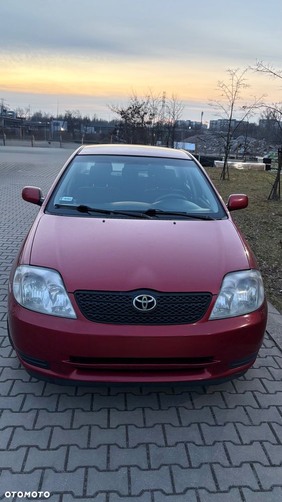 Toyota Corolla - 4