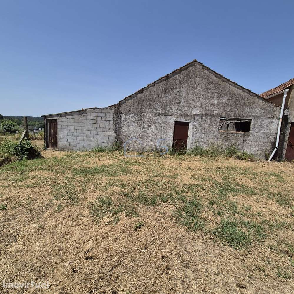 Terreno com viabilidade de construção no centro da vila – Ferreira do - Grande imagem: 3/20