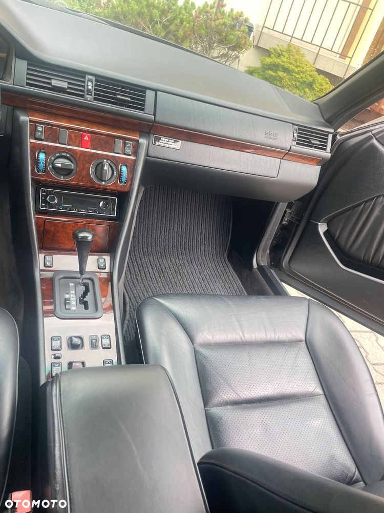 Mercedes-Benz W124 (1984-1993) - 9